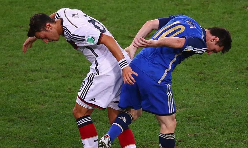 Rus Basını, Fenerbahçeli Mesut Özil'i En Değerli İlk 10 Listesine Soktu!