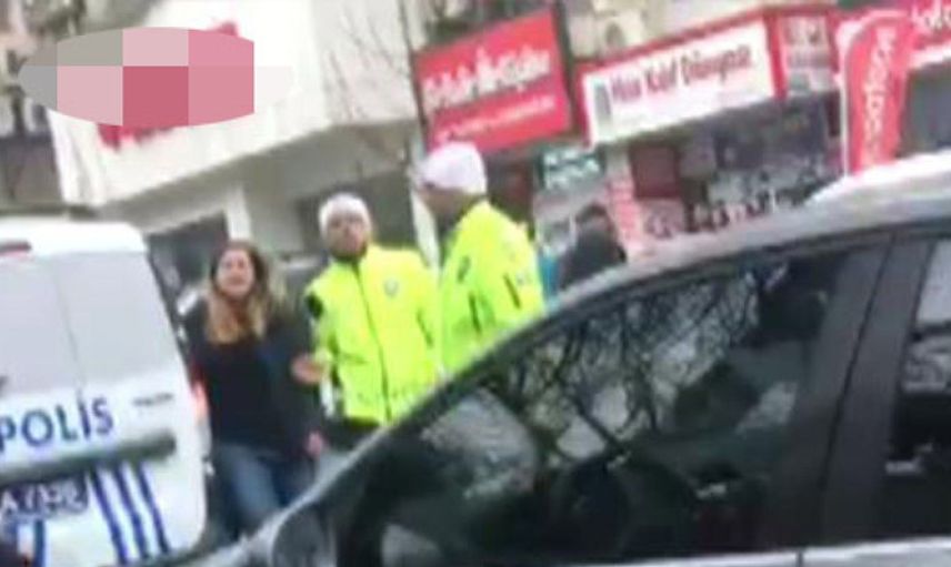 Kahramanmaraş'ta Maske Takmadığı İçin Polise Saldıran Kadın Yine Olay Çıkarttı!