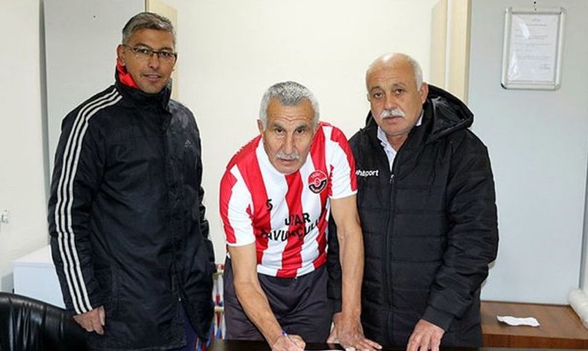 Şerif Kunt 72 Yaşında Yeni Takımına Transfer Oldu!