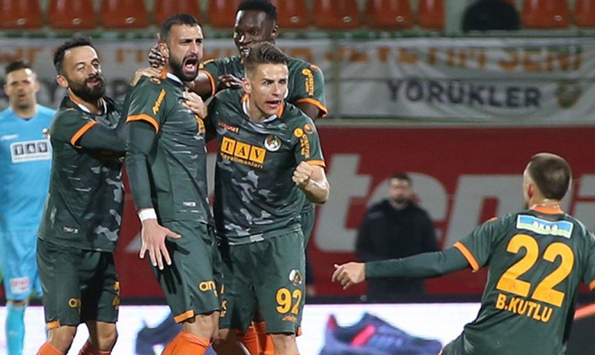 Galatasaray Berkan Kutlu İle Anlaşma Sağladı!