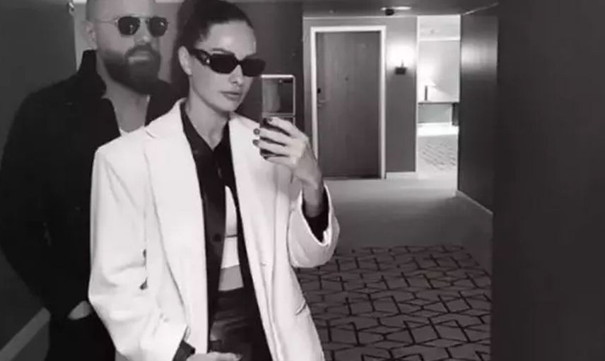 Yüzlerini göstermiyordu: Yasemin Özilhan'ın kızlarıyla olan paylaşımı gündem oldu! Güzellikleri hayran bıraktı...