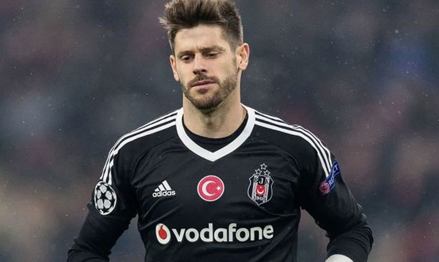 Beşiktaş'ın Eski Kalecisi Fabri Zor Günler Geçiriyor!