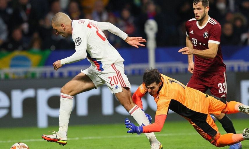 Fenerbahçe'nin Eski Futbolcusu Islam Slimani Lyon-Sparta Prag Maçında Yıldızlaştı!