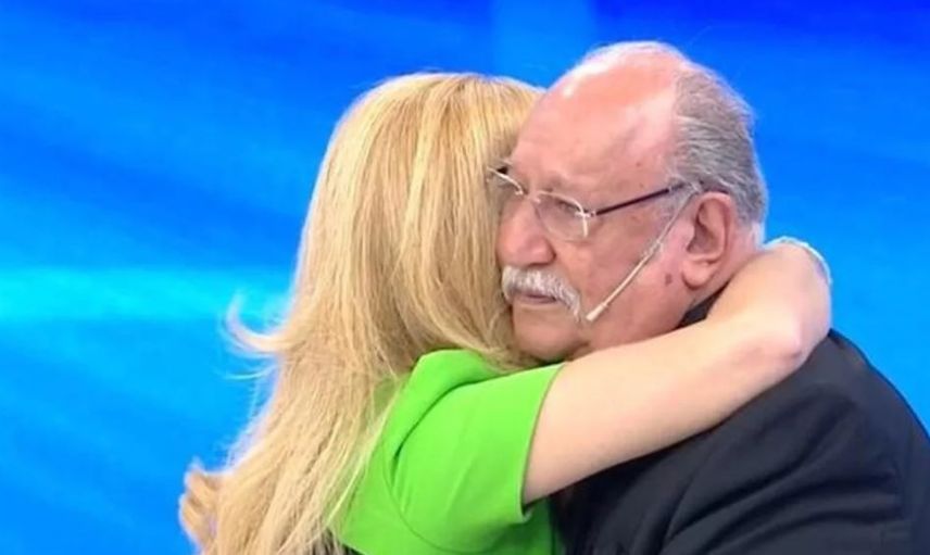 Müge Anlı'nın Programında Rahmi Özkan'a Yaptığı Hareket Büyük Tepki Çekti! Müge Anlı Eleştiri Yağmuruna Tutuldu!