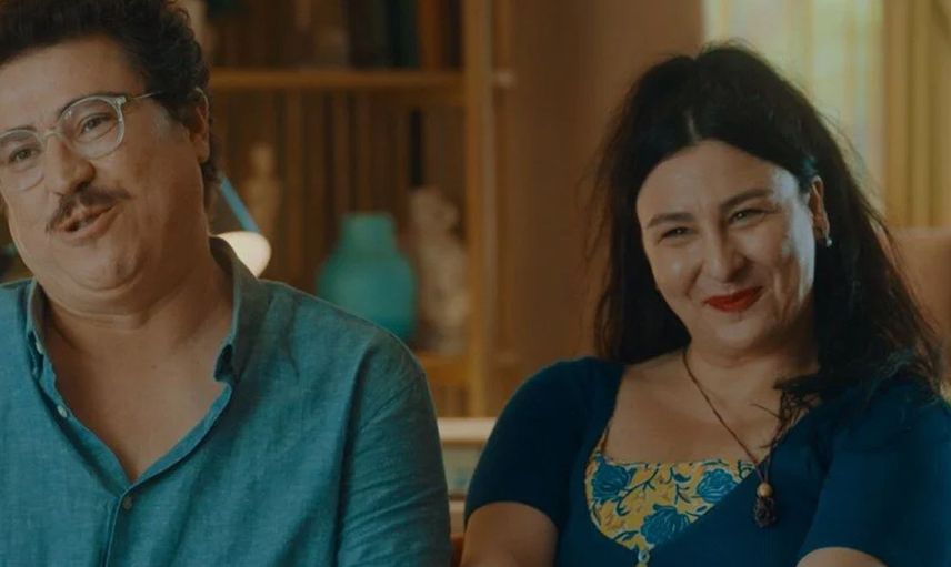 Ünlü komedyen Yasemin Sakallıoğlu doğum günü pastasıyla gündem oldu: ''Yeni yaşıma bomba gibi girdim!''