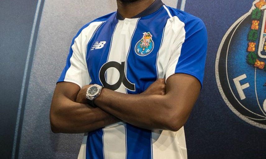 Şampiyon Trabzonspor stoper transferinde Chancel Mbemba ile ilgileniyor!