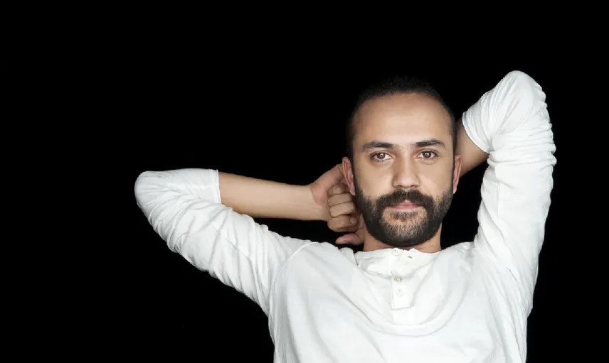 Sarp Akkaya Kimdir? Sarp Akkaya Boyu Kaç, Kilosu Kaç, Aslen Nereli, Sevgilisi Kimdir?