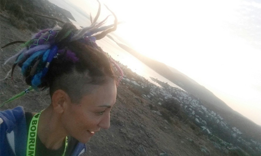 Bir Dönemin Rock'çısı Özlem Tekin'in Kıskanılası Fotoğrafları