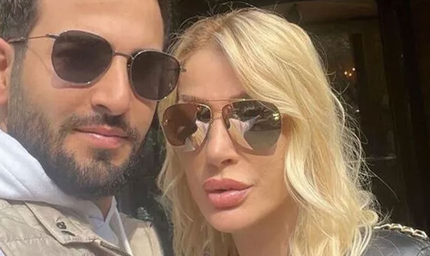 Seda Sayan aşka geldi genç kocasıyla dudak dudağa poz verdi!