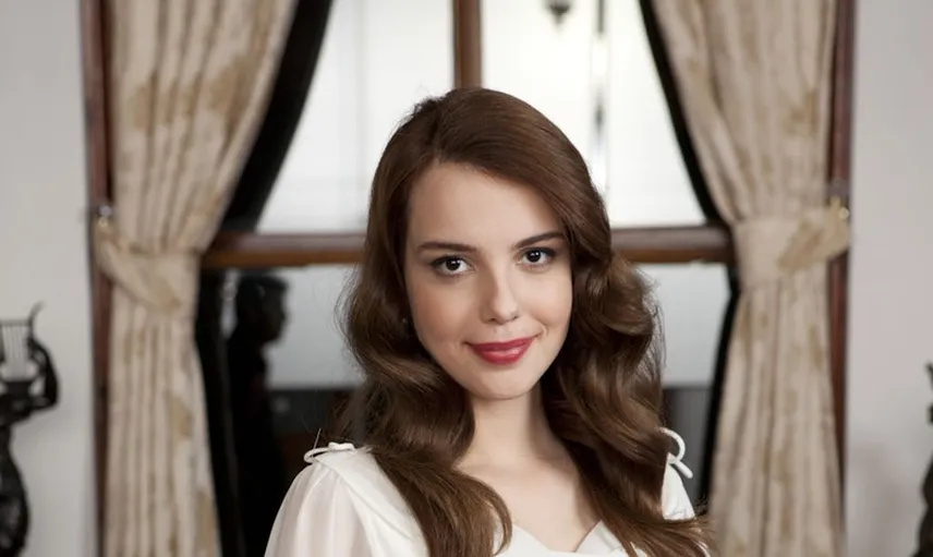 Selen Soyder'i Sinirlendiren Can Yaman Yorumu