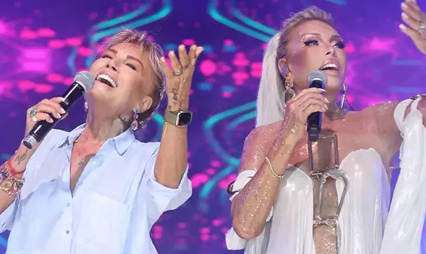 Semiramis Pekkan'dan bomba Ajda Pekkan itiraf: Taşla kafamı yardı soluğu hastanede aldık!