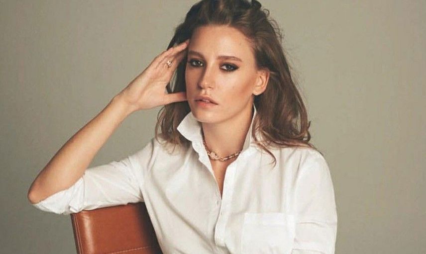 Serenay Sarıkaya kimdir?