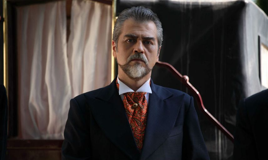 Serhat Tutumluer Kimdir? 