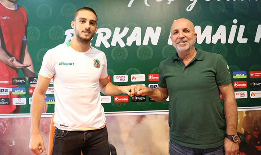 Galatasaray Berkan Kutlu İle Anlaşma Sağladı!