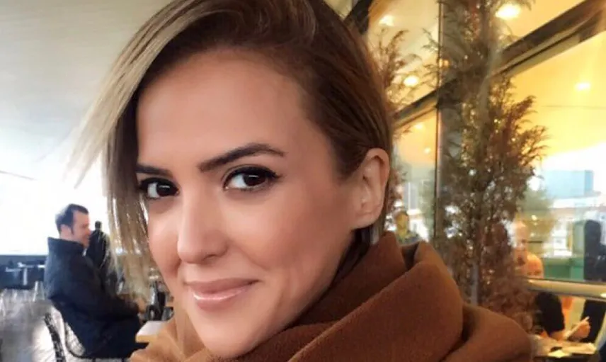 Simge Fıstıkoğlu Fotoğrafları - Simge Fıstıkoğlu Resimleri
