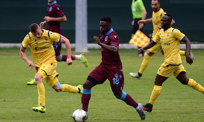 Saint Etienne Caleb Ekuban'ı İstiyor!