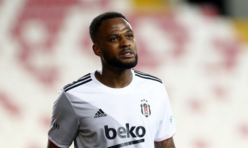 Fulham Beşiktaş'tan Cyle Larin'i Transfer Etmek İstiyor!