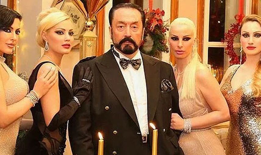 Suç örgütü lideri Adnan Oktar’ın günah villası ortaya çıktı! Satışa çıkarılan villanın içerisinden çıkanlar herkesi şaşkına çevirdi