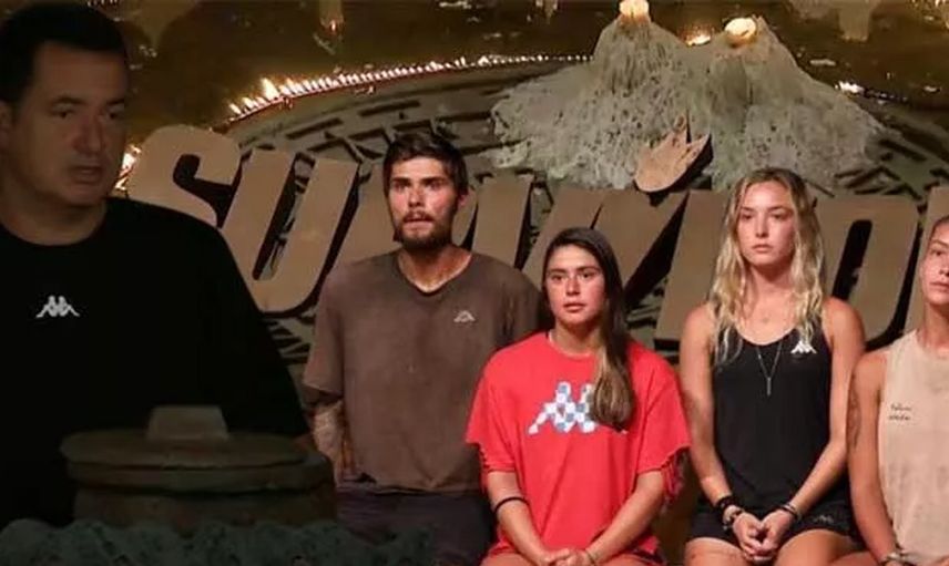 Survivor adasında bayanlar özel günlerinde...