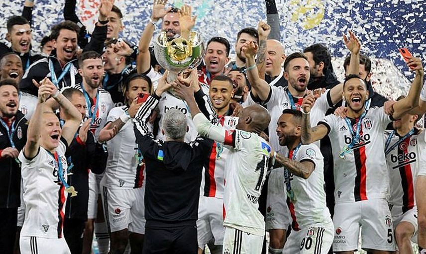 Beşiktaşlı Önder Karaveli Antalyaspor Karşısında Aldıkları Süper Kupa Zaferi Sonrası Açıklamalarda Bulundu!