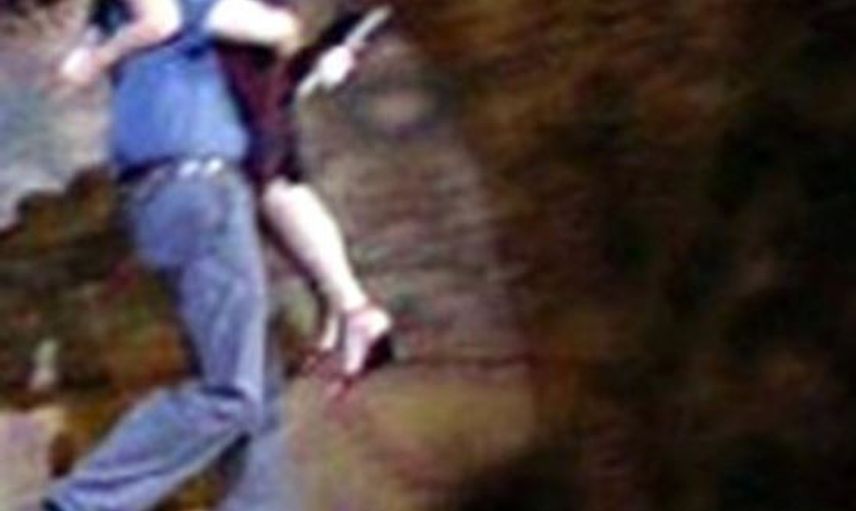 Eski Kaymakam Ormanda Araç İçerisinde Cinsel İlişkiye Girerken Yakalandı
