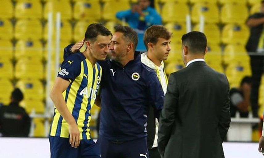 Mesut Özil ve Vitor Pereira'nın Fenerbahçe-Giresunspor Maçından Sonraki Görüntüleri Dikkat Çekti!