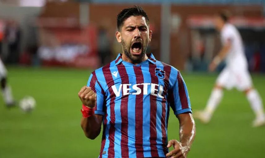 Trabzonsporlu Anastasios Bakasetas'ı Sporting Lizbon transfer etmek istemiş!
