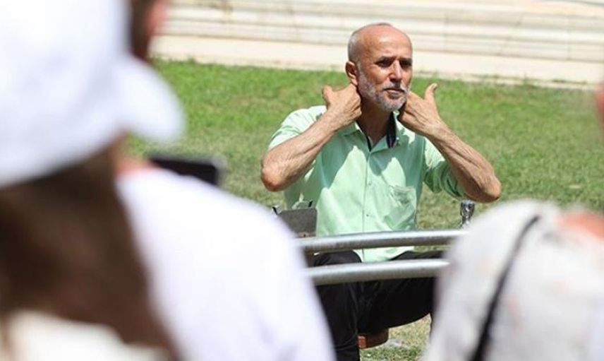 İzmir'deki imam herkesin takdirini topladı! Turistlere İslam'ı anlatan imam kısa sürede gündem oldu