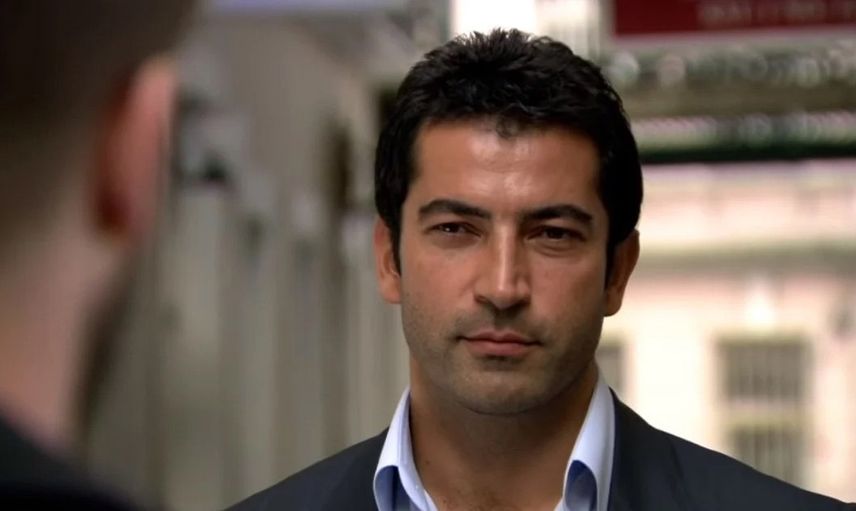Kim Milyoner Olmak İster'in sunucusu Kenan İmirzalıoğlu askerlik fotoğraflarıyla gündem oldu! Gören tanıyamadı!