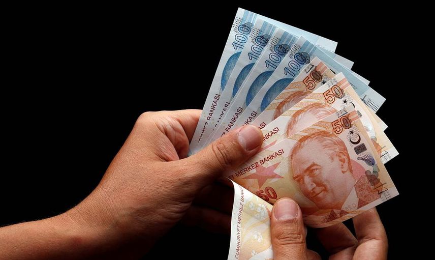 Herkesin beklediği ikinci asgari ücret zammı geliyor mu? Ünlü siyasetçi ağzından kaçırdı
