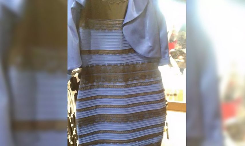 Tartışma yaratan 'bu ne renk elbise' yeniden gündem oldu! Mavi siyah mı beyaz sarı mı?