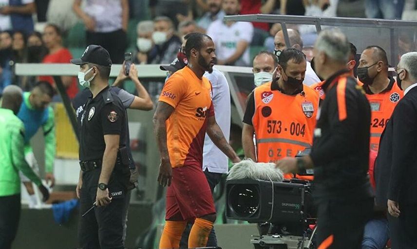 Galatasaray'da Kerem Aktürkoğlu'na Saldıran Marcao Kadro Dışı Bırakıldı!