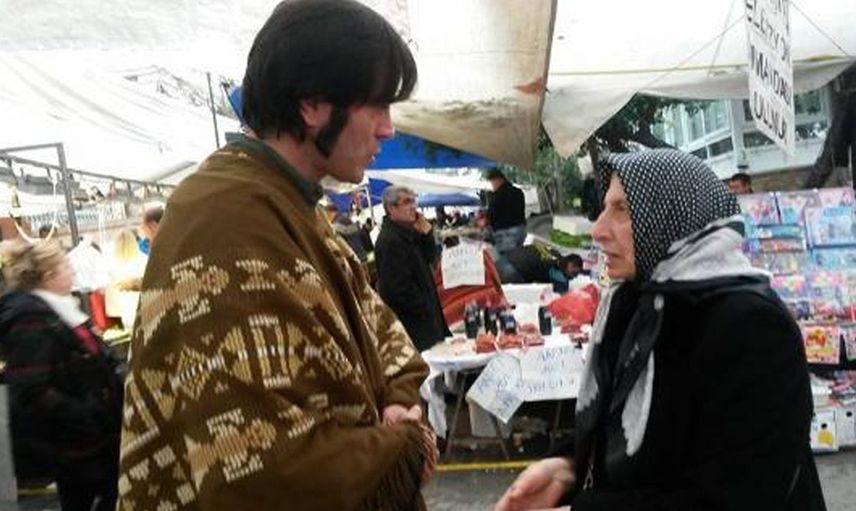 Teoman Kumbaracıbaşı Yaptığı Reçelleri Pazarda Satıyor