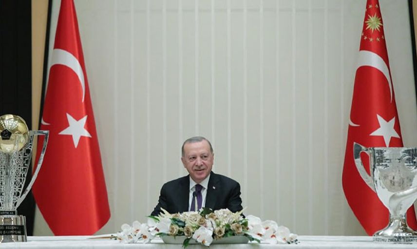 Cumhurbaşkanı Erdoğan, Şampiyon Siyah Beyazlı Takımı Kabul Etti