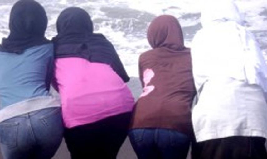 Taşıdıkları başörtüsünün ağırlığını bilmeyen kişiler