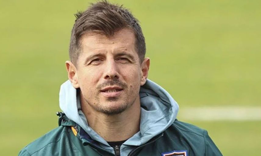 Emre hoca gözüne kestirmiş