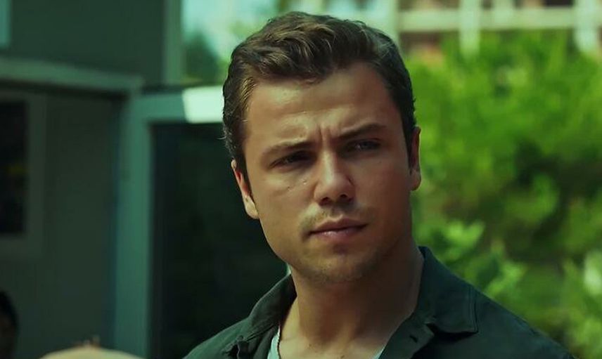 Tolga Sarıtaş Kimdir?