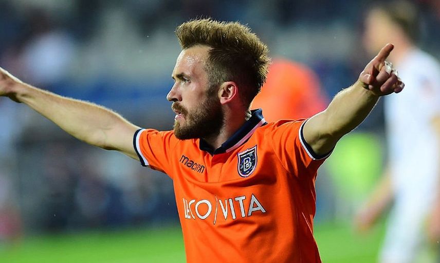 Trabzonspor Medipol Başakşehir'den Edin Visca Transferini Bitirdi!