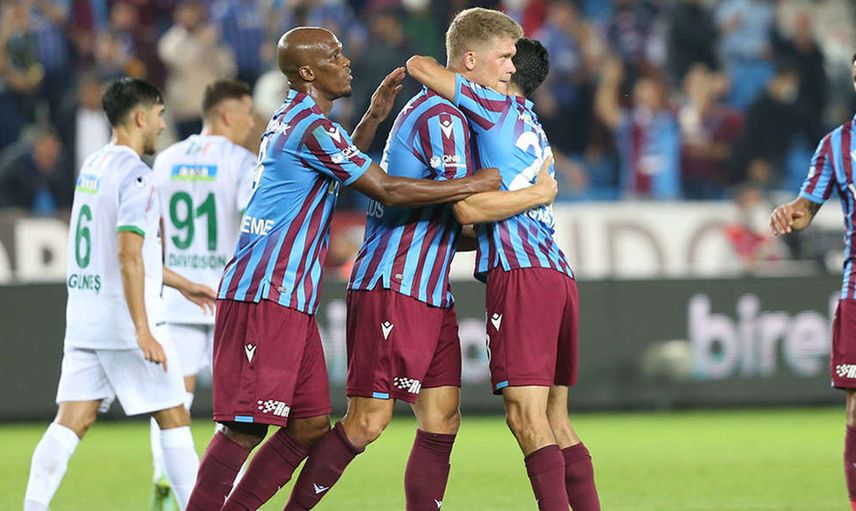 Trabzonspor'da Gözler Fenerbahçe Maçı Öncesi Andreas Cornelius'a Yöneldi!