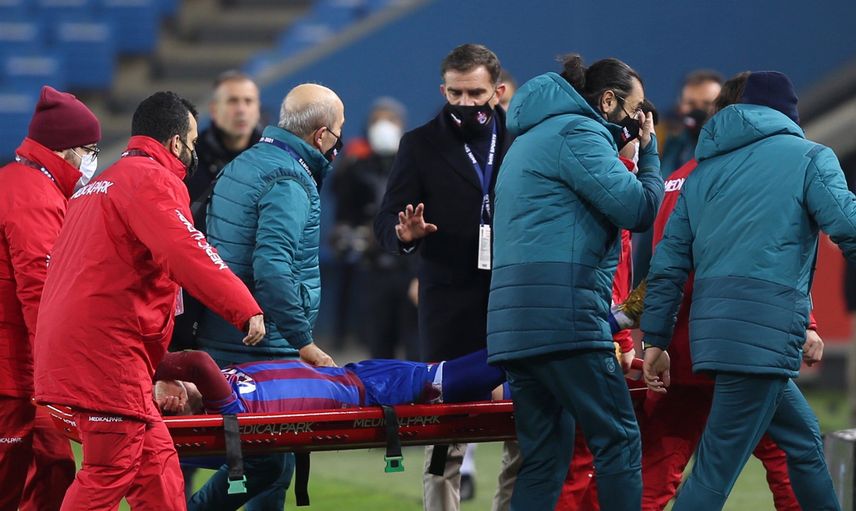 Trabzonspor Abdülkadir Ömür'ün Sakatlığını Açıkladı