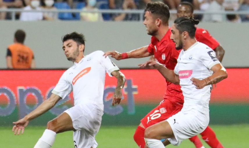 Trabzonspor'un Transfer Etmek İstediği Irakli Azarovi Takımına Rest Çekti!