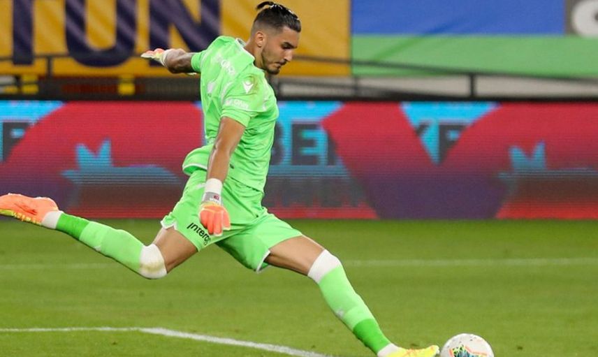 Trabzonspor'un ve Milli Takım'ın Başarılı Kalecisi Uğurcan Çakır Kimdir?