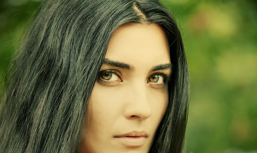 Tuba Büyüküstün Yaptığı Resmi Takipçileriyle Paylaştı