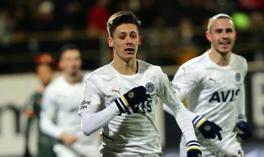Tümer Metin, Fenerbahçe'nin Alanyaspor maçının ardından Mesut Özil ve Arda Güler hakkında konuştu