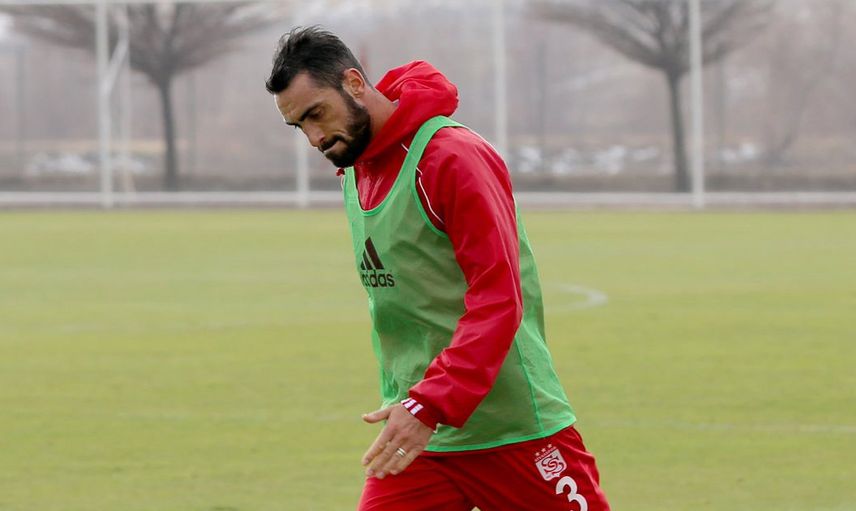 Trabzonspor Sivasspor'dan Uğur Çiftçi'yi Transfer Etmek İstiyor!