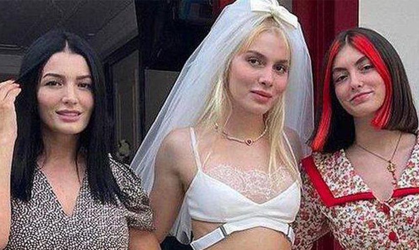 Aleyna Tilki’nin annesi Havva Öztel verdiği dekolteli pozlar ile gündem oldu