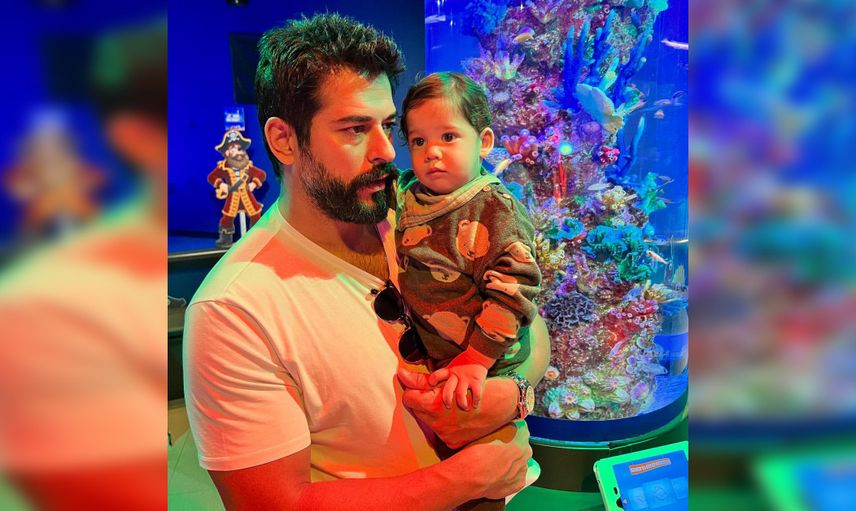 Ünlü oyuncu Fahriye Evcen küçük oğlu Kerem'in yüzünü ilk kez paylaştı!