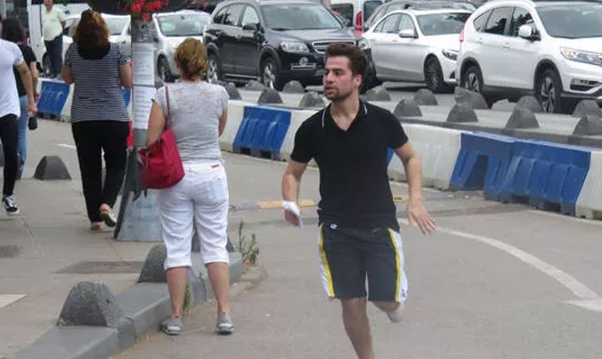 Değişmeyen Manzara: Sınava Geç Kalan Öğrenciler