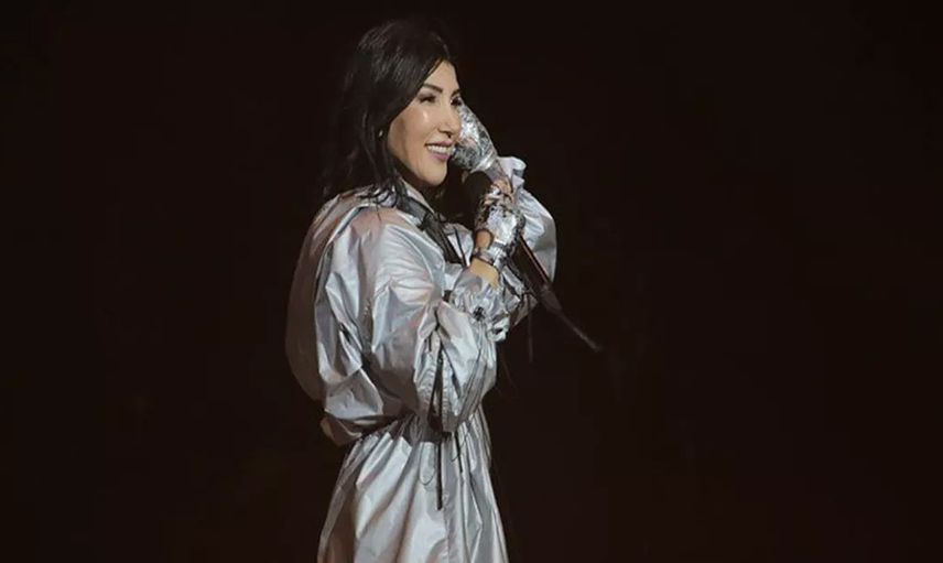 Hande Yener Kimdir?