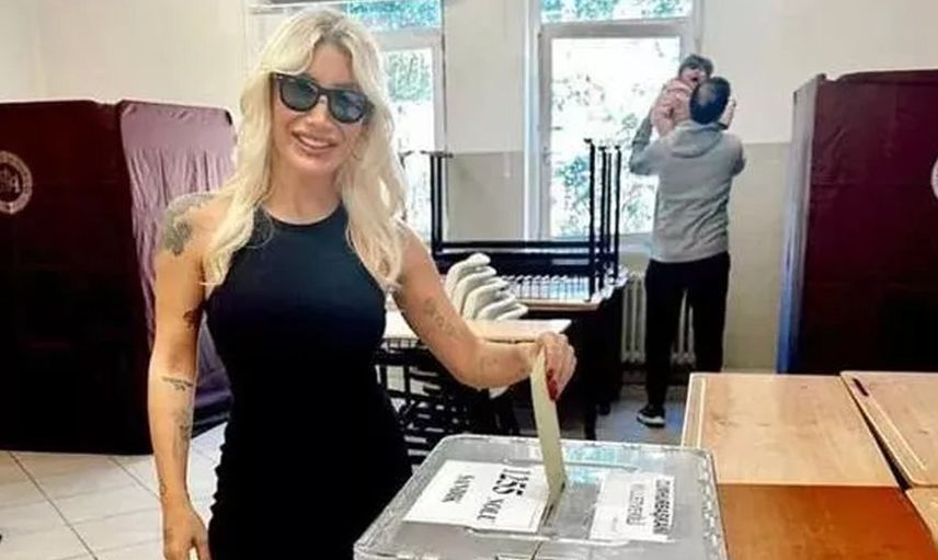 İrem Derici